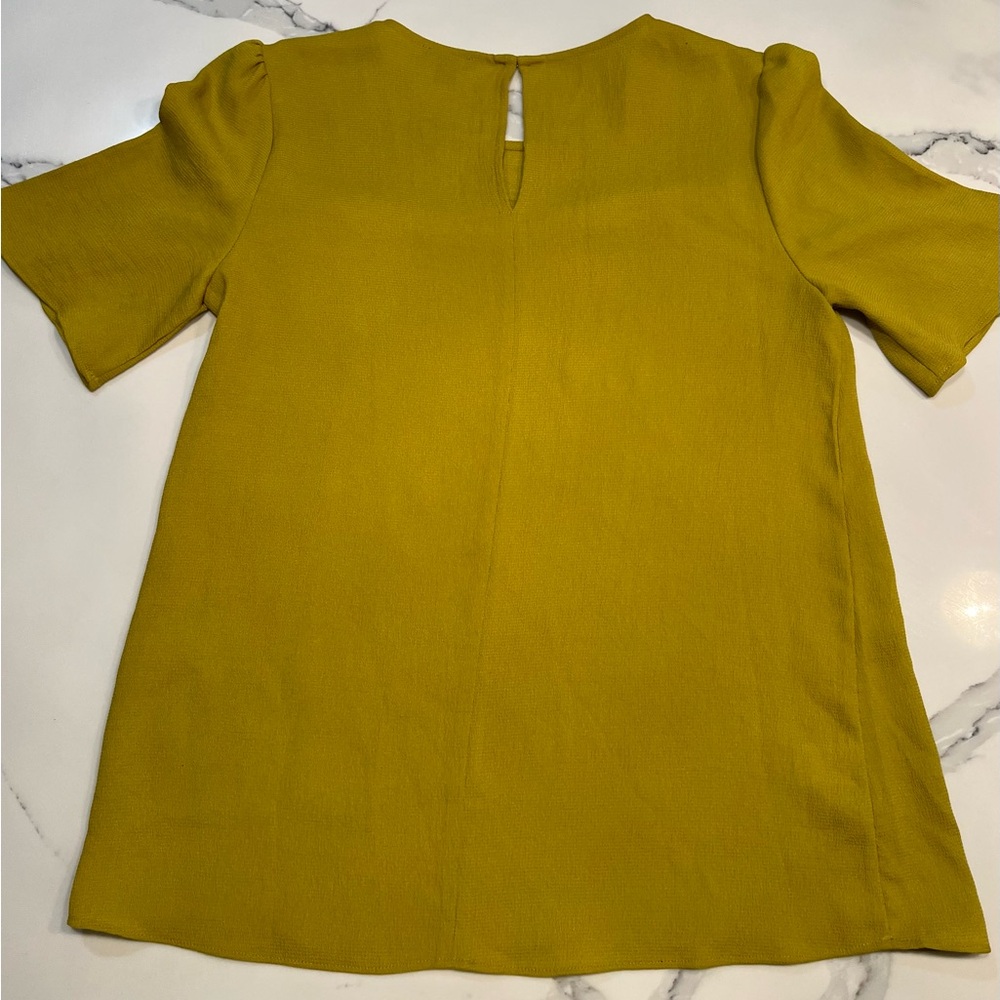 Ann Taylor Top - Picture 2 of 3